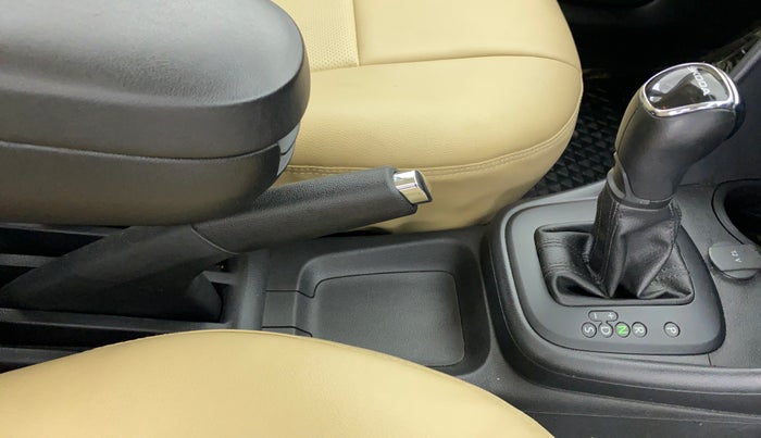 2020 Skoda Rapid 1.0 AMBITION TSI AT, Petrol, Automatic, 16,317 km, Gear Lever