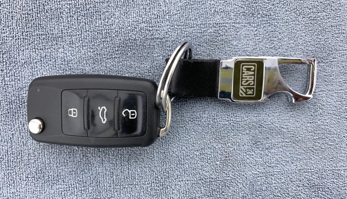 2020 Skoda Rapid 1.0 AMBITION TSI AT, Petrol, Automatic, 16,317 km, Key Close Up