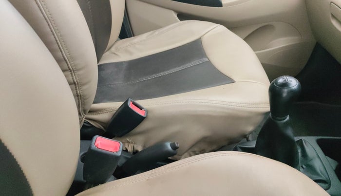 2012 Hyundai Eon MAGNA, Petrol, Manual, 51,846 km, Gear Lever