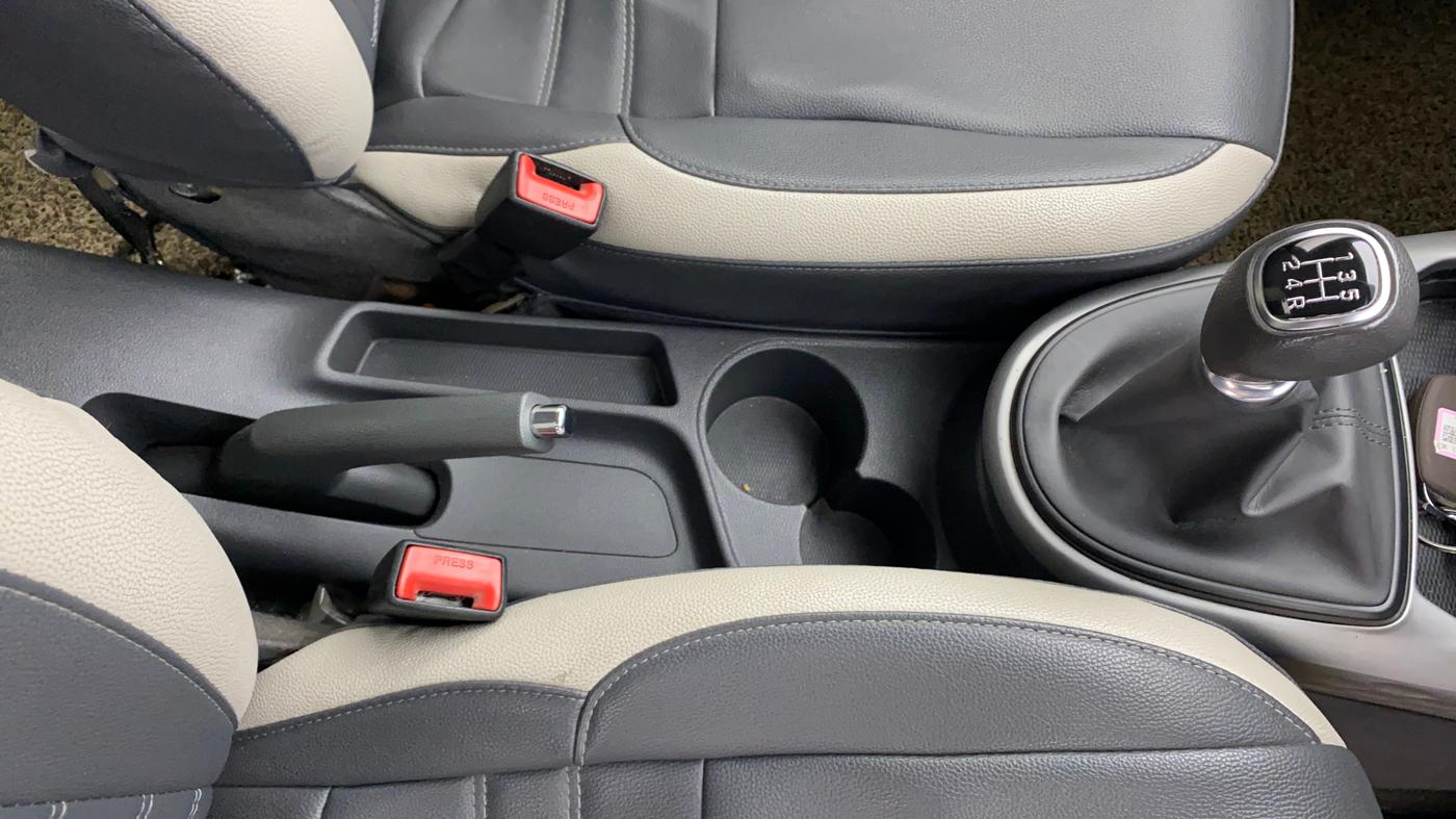 2019 Hyundai GRAND I10 NIOS ASTA 1.2 KAPPA VTVT, Petrol, Manual, 73,231 km, Gear Lever