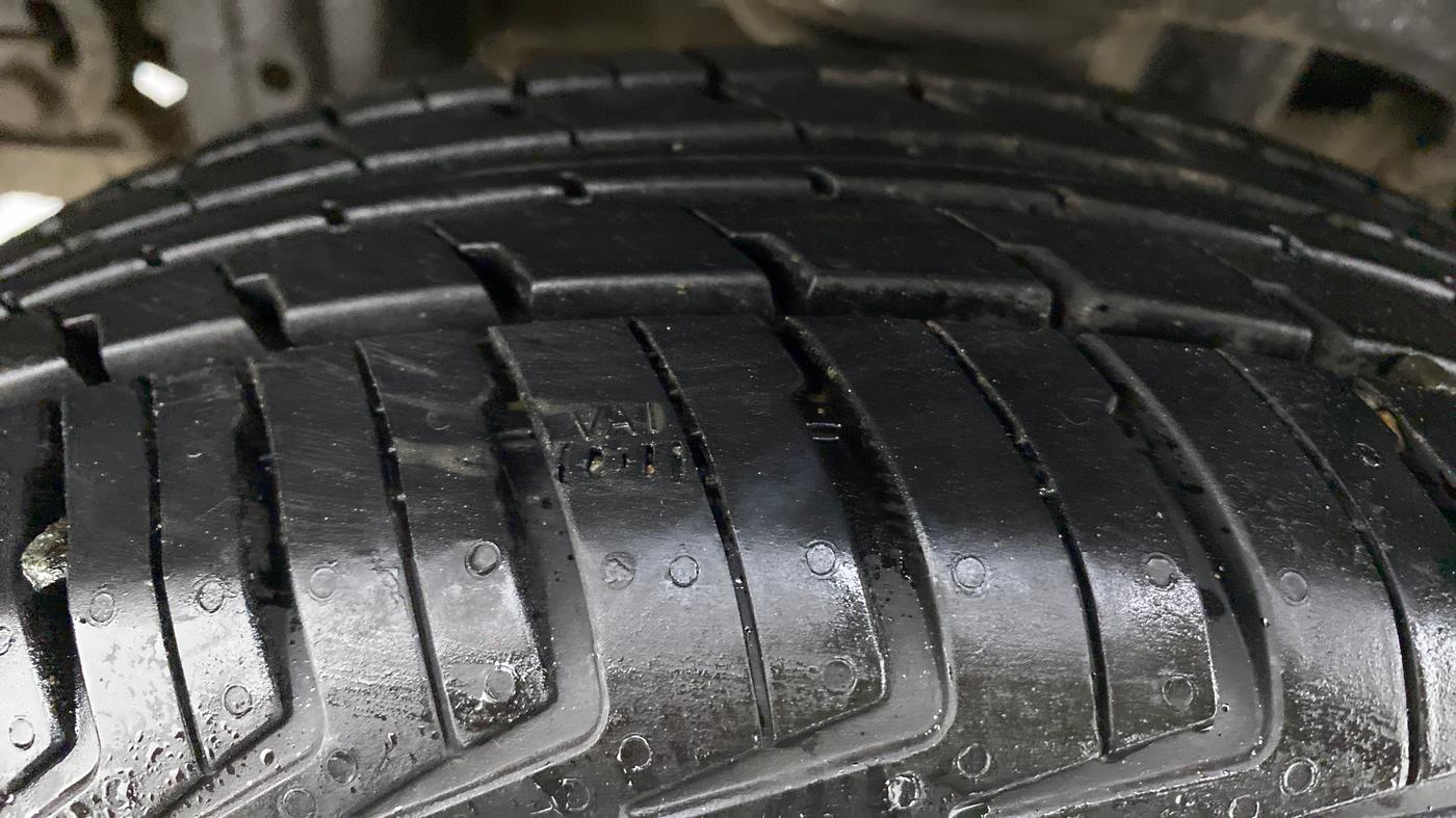 2010 Maruti Alto K10 LXI P, Petrol, Manual, 33,888 km, Right Rear Tyre Tread