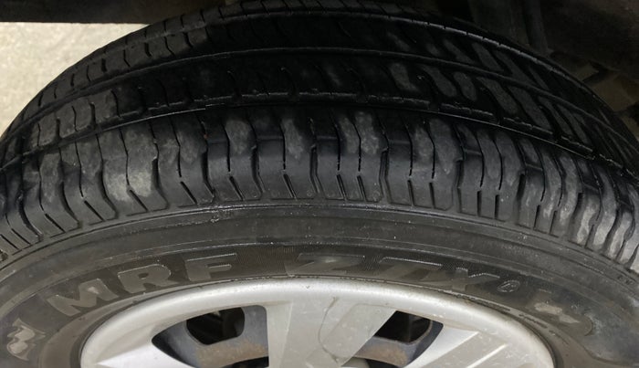 2018 Renault Kwid RXL, Petrol, Manual, 66,168 km, Right Rear Tyre Tread