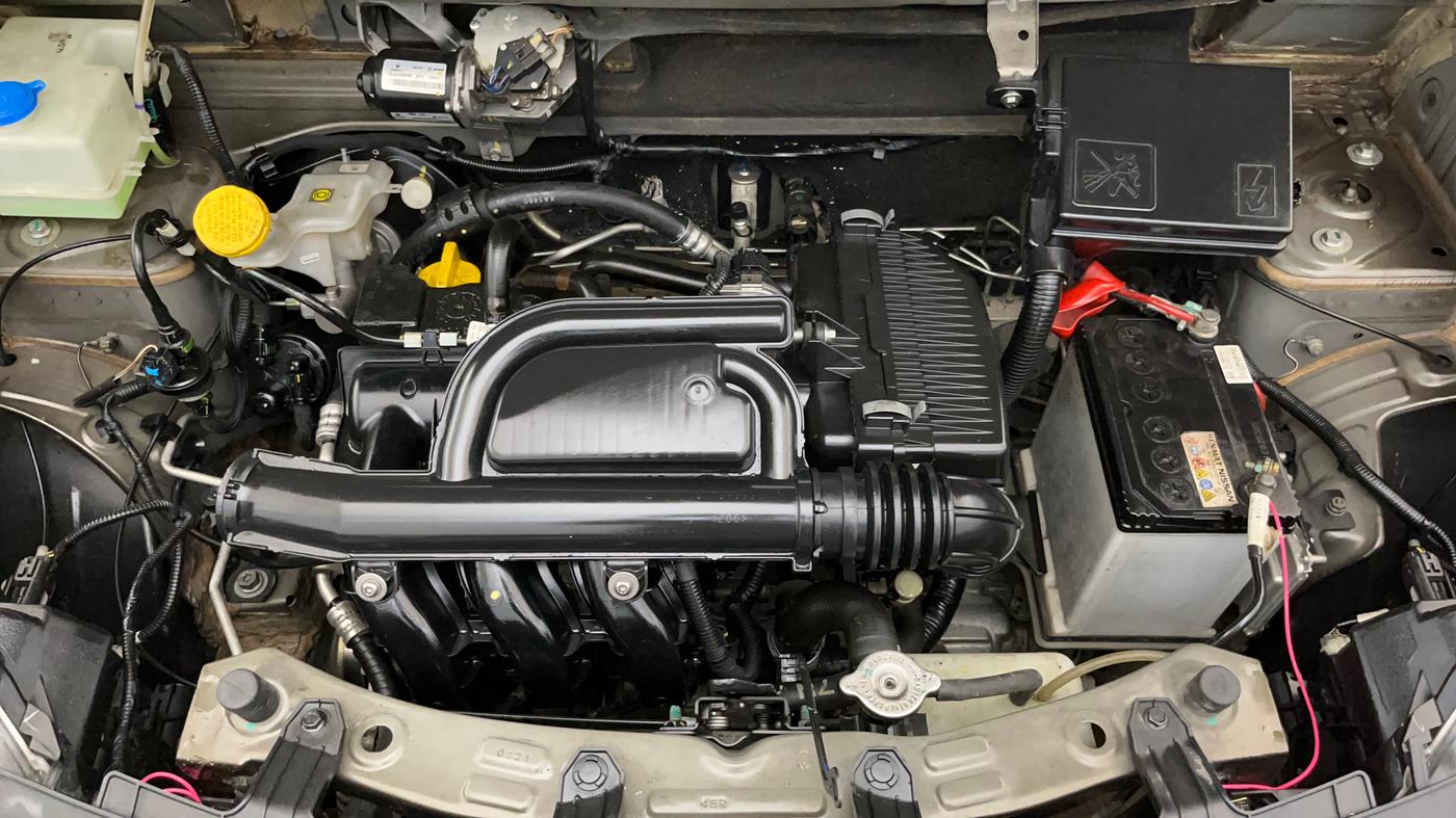 2021 Renault Kwid RXT 1.0 (O), Petrol, Manual, 36,103 km, Engine View