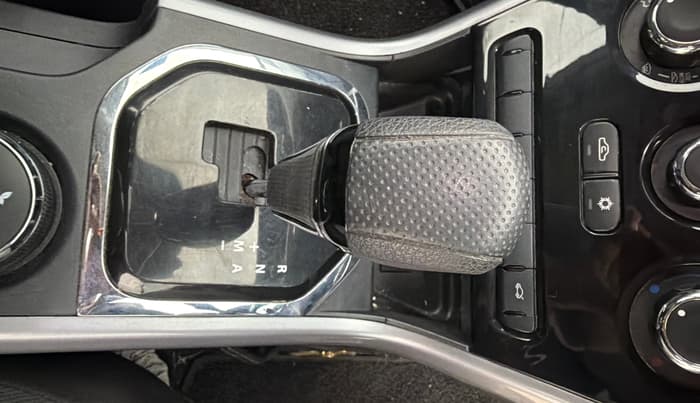 2021 Tata NEXON XMA SUNROOF PETROL, Petrol, Automatic, 47,937 km, Gear Lever