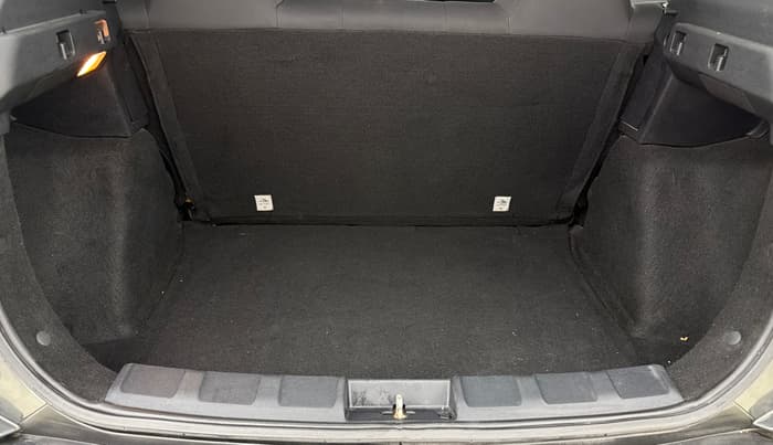 2021 Tata NEXON XMA SUNROOF PETROL, Petrol, Automatic, 47,937 km, Boot Inside