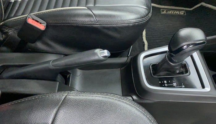 2018 Maruti Swift VXI AMT D, Petrol, Automatic, 36,917 km, Gear Lever