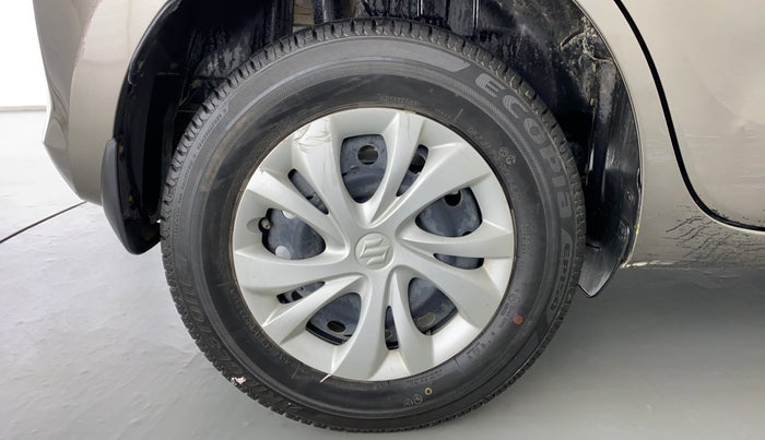 2018 Maruti Swift VXI AMT D, Petrol, Automatic, 36,917 km, Right Rear Wheel