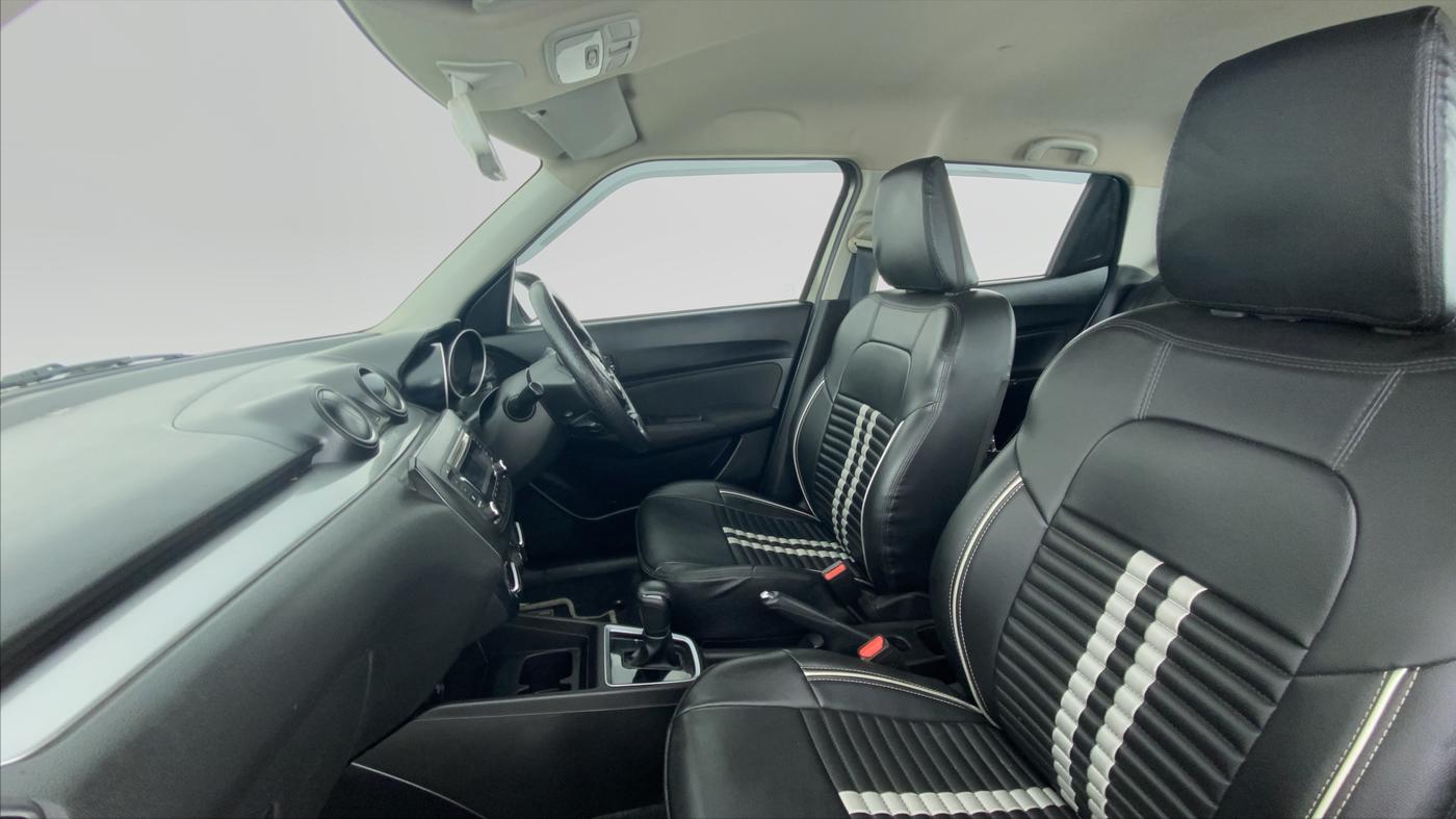 2018 Maruti Swift VXI AMT D, Petrol, Automatic, 36,917 km, Right Side Front Door Cabin