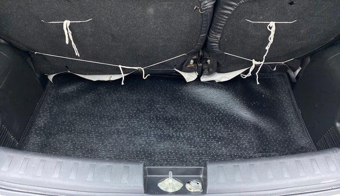 2015 Maruti Swift VXI D, Petrol, Manual, 36,768 km, Boot Inside