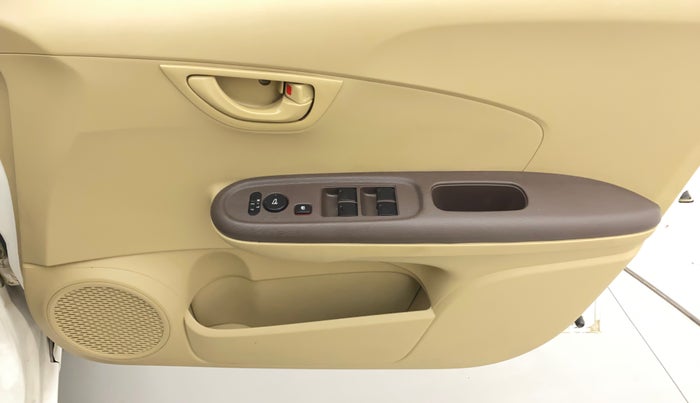 2013 Honda Amaze 1.2L I-VTEC S, Petrol, Manual, 59,372 km, Driver Side Door Panels Control