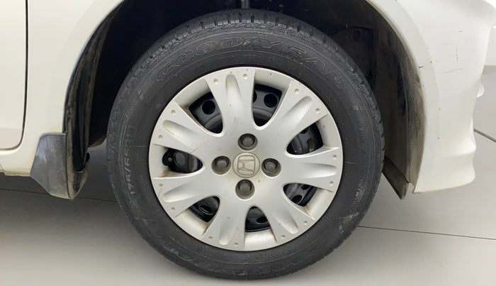 2013 Honda Amaze 1.2L I-VTEC S, Petrol, Manual, 59,372 km, Right Front Wheel