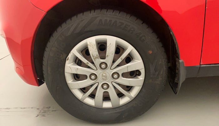 2013 Hyundai i10 SPORTZ 1.2, Petrol, Manual, 37,955 km, Left Front Wheel