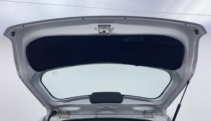 2013 Toyota Etios Liva G, Petrol, Manual, 49,940 km, Boot Door Open