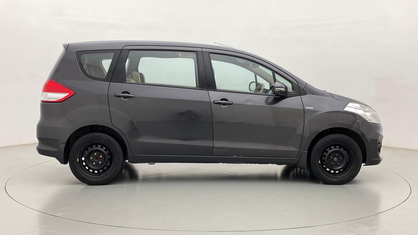 2017 Maruti Ertiga VDI SHVS, Diesel, Manual, 77,833 km, Right Side View