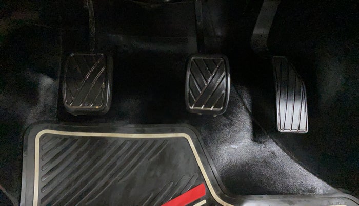 2018 Maruti Celerio ZXI D, Petrol, Manual, 42,531 km, Pedals