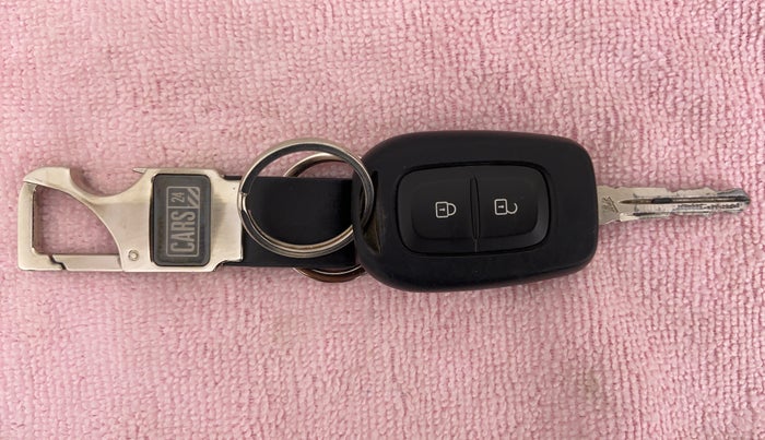 2020 Renault Duster RXZ, Petrol, Manual, 17,704 km, Key Close Up