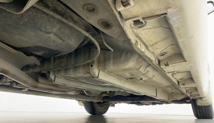 2013 Toyota Corolla Altis D 4D G, Diesel, Manual, 37,277 km, Right Side Underbody