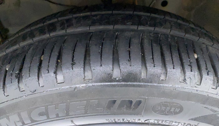 2018 Honda Jazz 1.2 V MT, Petrol, Manual, 17,785 km, Left Front Tyre Tread