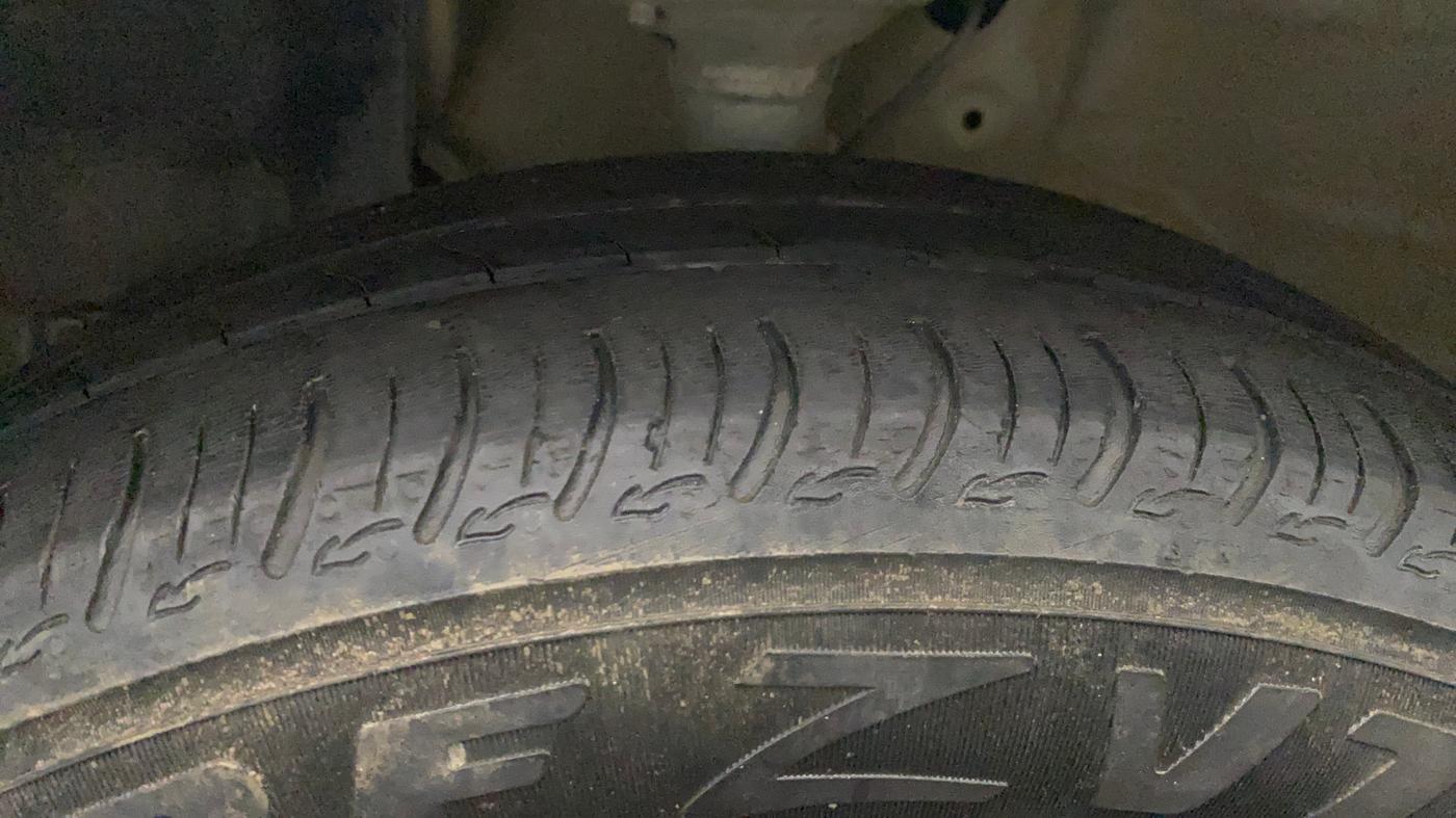 2022 Maruti New Wagon-R VXI 1.0, Petrol, Manual, 57,070 km, Left Front Tyre Tread