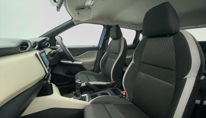 2021 Nissan MAGNITE XV DUAL TONE, Petrol, Manual, 16,936 km, Right Side Front Door Cabin