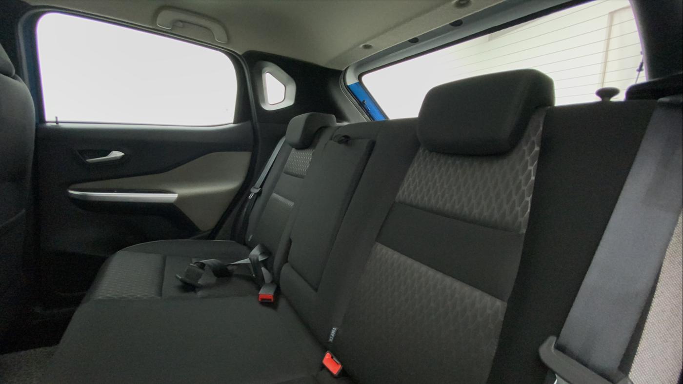 2021 Nissan MAGNITE XV DUAL TONE, Petrol, Manual, 16,936 km, Right Side Rear Door Cabin