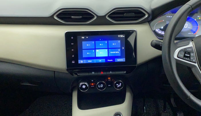 2021 Nissan MAGNITE XV DUAL TONE, Petrol, Manual, 16,936 km, Air Conditioner