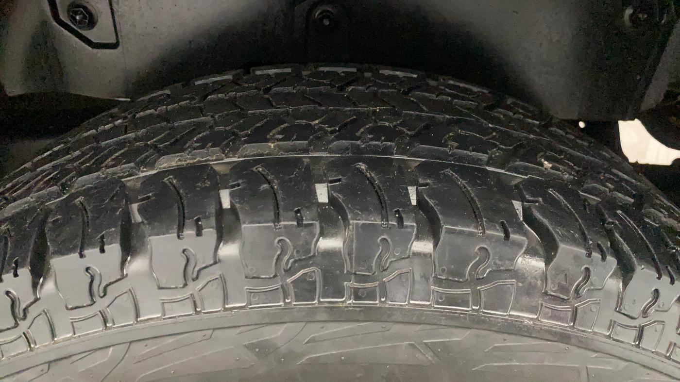 2022 Mahindra Thar LX PETROL HT 4WD AT, Petrol, Automatic, 20,628 km, Left Rear Tyre Tread