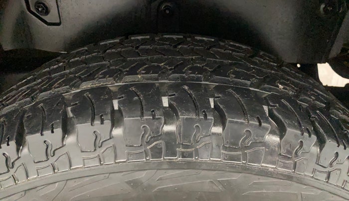 2022 Mahindra Thar LX PETROL HT 4WD AT, Petrol, Automatic, 20,628 km, Left Rear Tyre Tread