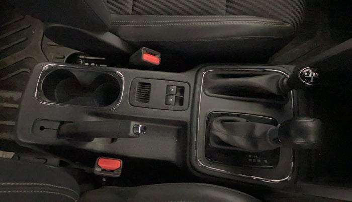 2022 Mahindra Thar LX PETROL HT 4WD AT, Petrol, Automatic, 20,628 km, Gear Lever