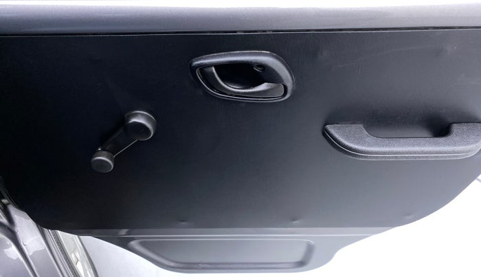 2019 Maruti Eeco 5 STR WITH AC PLUSHTR, Petrol, Manual, 16,957 km, Driver Side Door Panels Control