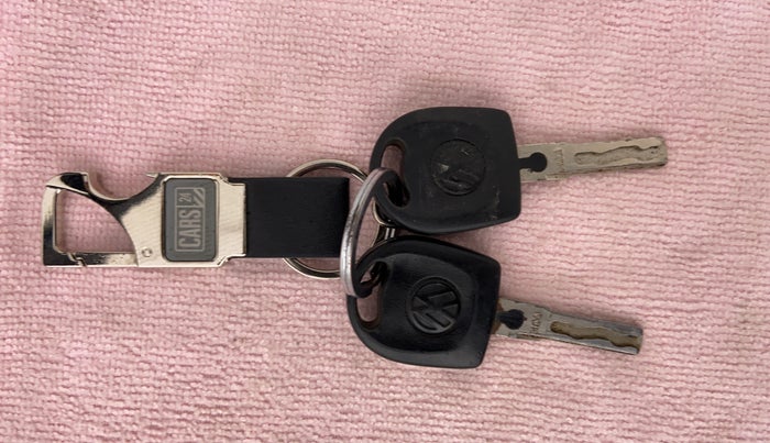 2018 Volkswagen Ameo Trendline 1.0, Petrol, Manual, 11,142 km, Key Close Up