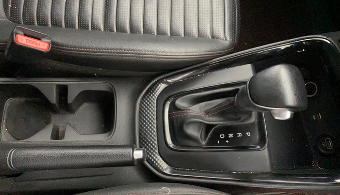 2020 KIA SONET GTX PLUS 1.0 DCT, Petrol, Automatic, 87,379 km, Gear Lever