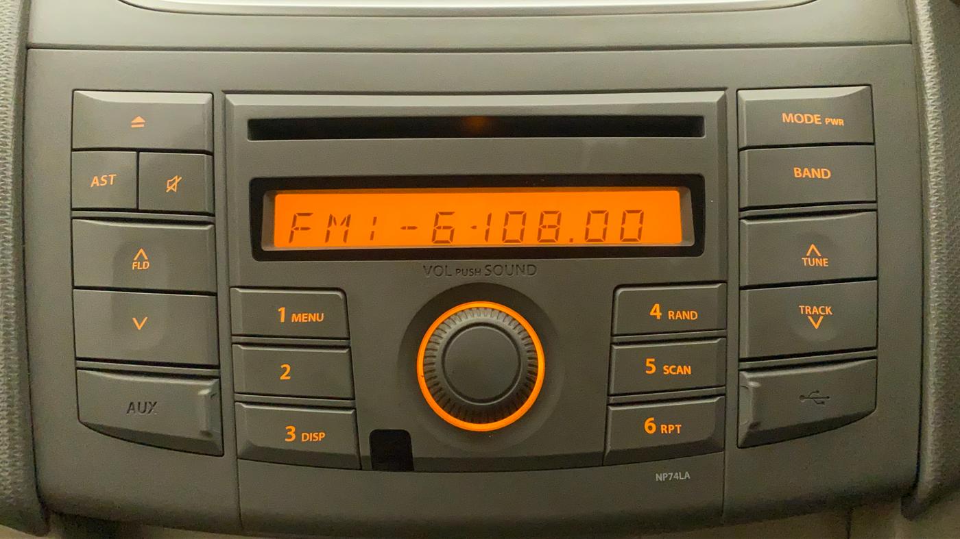 2013 Maruti Ertiga VXI CNG, CNG, Manual, 26,642 km, Infotainment System
