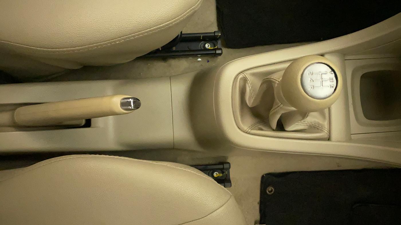2013 Maruti Ertiga VXI CNG, CNG, Manual, 26,642 km, Gear Lever