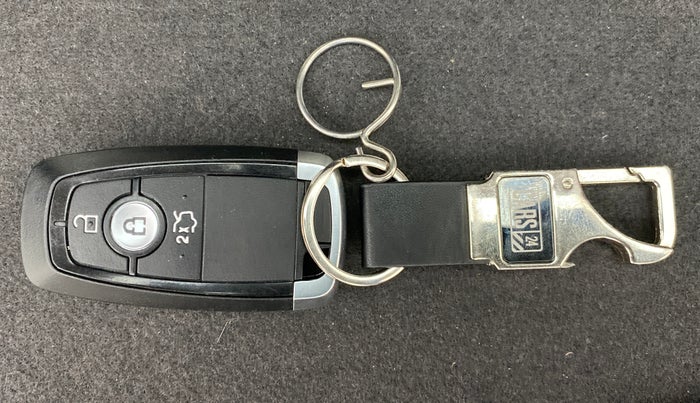2020 Ford FREESTYLE TITANIUM 1.2 TI-VCT MT, Petrol, Manual, 34,265 km, Key Close Up