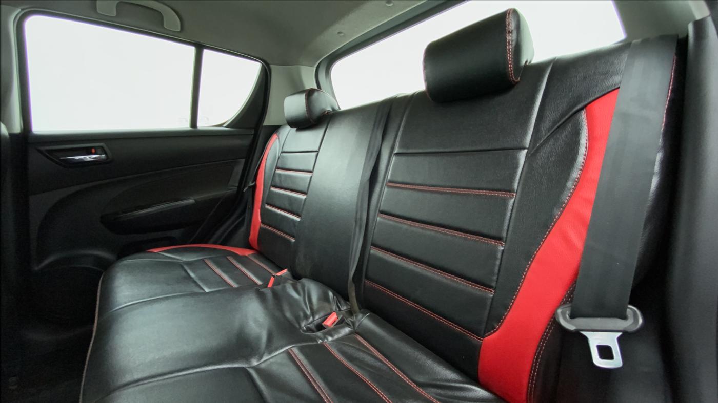 2014 Maruti Swift VXI D, Petrol, Manual, 55,242 km, Right Side Door Cabin View