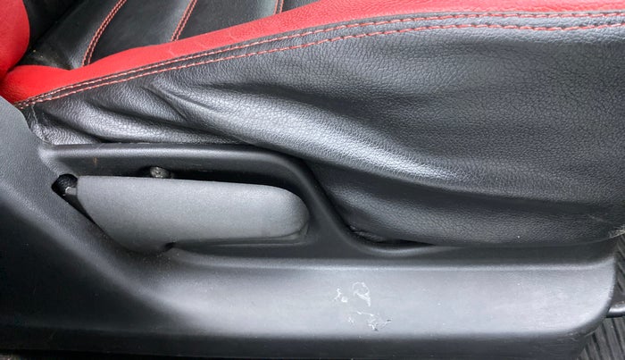 2014 Maruti Swift VXI D, Petrol, Manual, 55,242 km, Driver Side Adjustment Panel