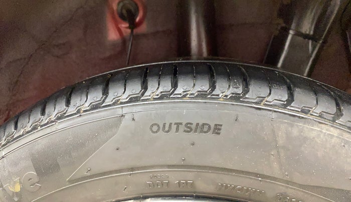 2020 Hyundai AURA SX 1.2, Petrol, Manual, 87,522 km, Left Rear Tyre Tread