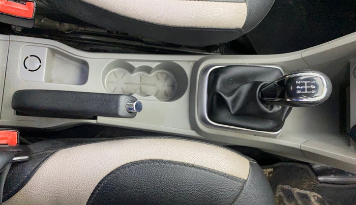 2016 Tata Tiago XZ PETROL, Petrol, Manual, 40,949 km, Gear Lever