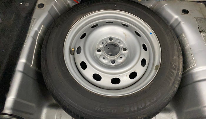 2016 Tata Tiago XZ PETROL, Petrol, Manual, 40,949 km, Spare Tyre