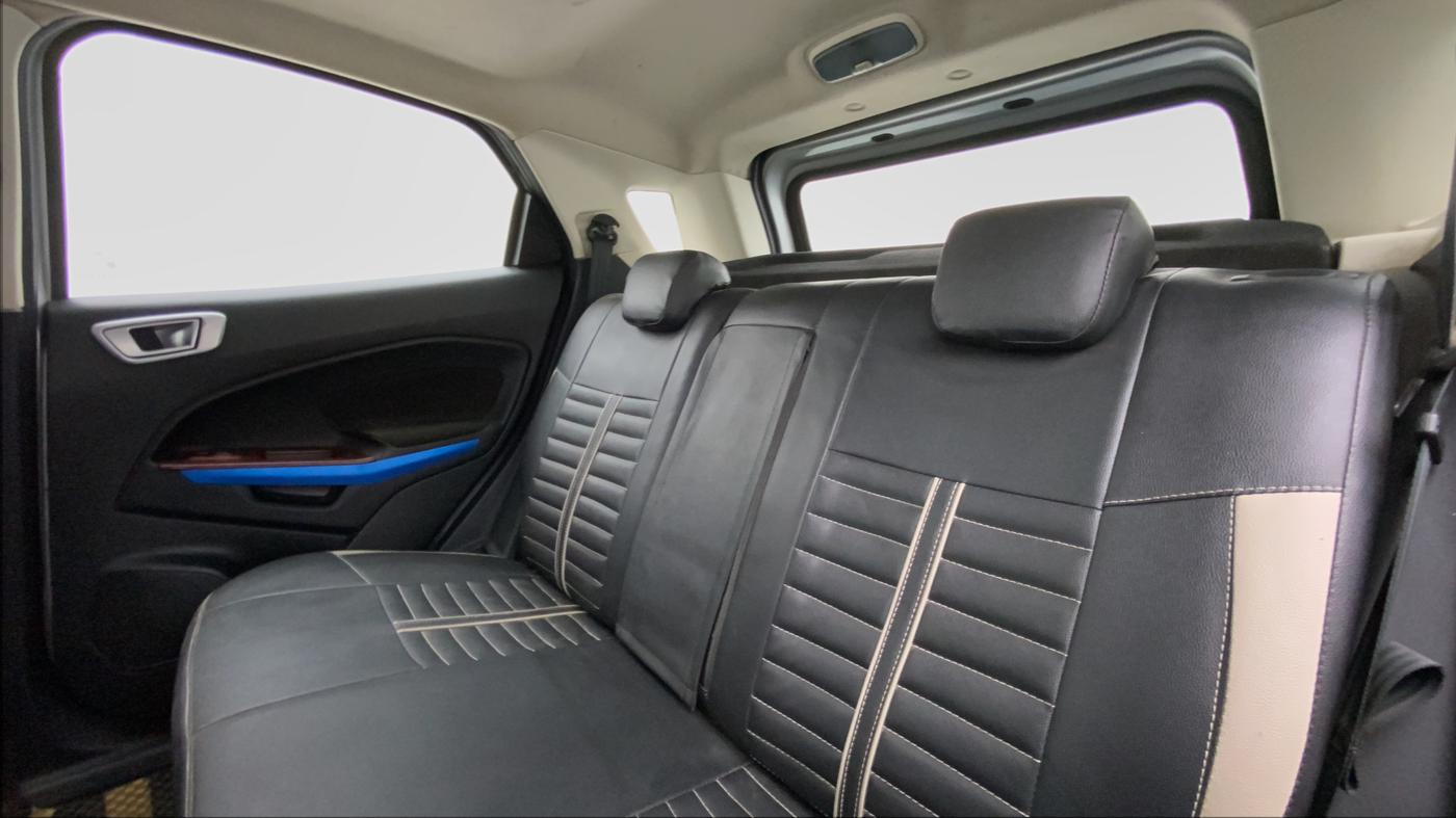 2018 Ford Ecosport 1.5 TITANIUM SIGNATURE TI VCT (SUNROOF), Petrol, Manual, 46,924 km, Right Side Rear Door Cabin