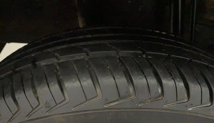 2018 Datsun Redi Go A, Petrol, Manual, 41,842 km, Right Rear Tyre Tread