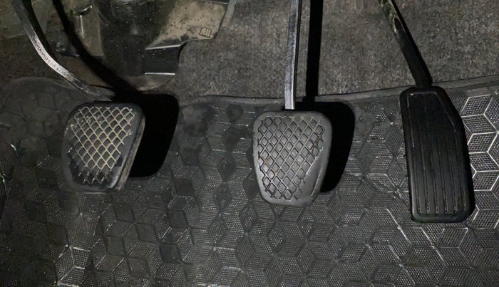 2014 Honda Brio S MT, Petrol, Manual, 62,252 km, Pedals