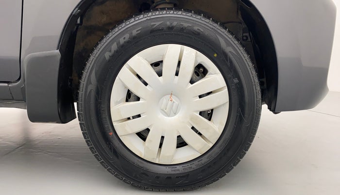 2019 Maruti Alto VXI, Petrol, Manual, 41,704 km, Right Front Wheel