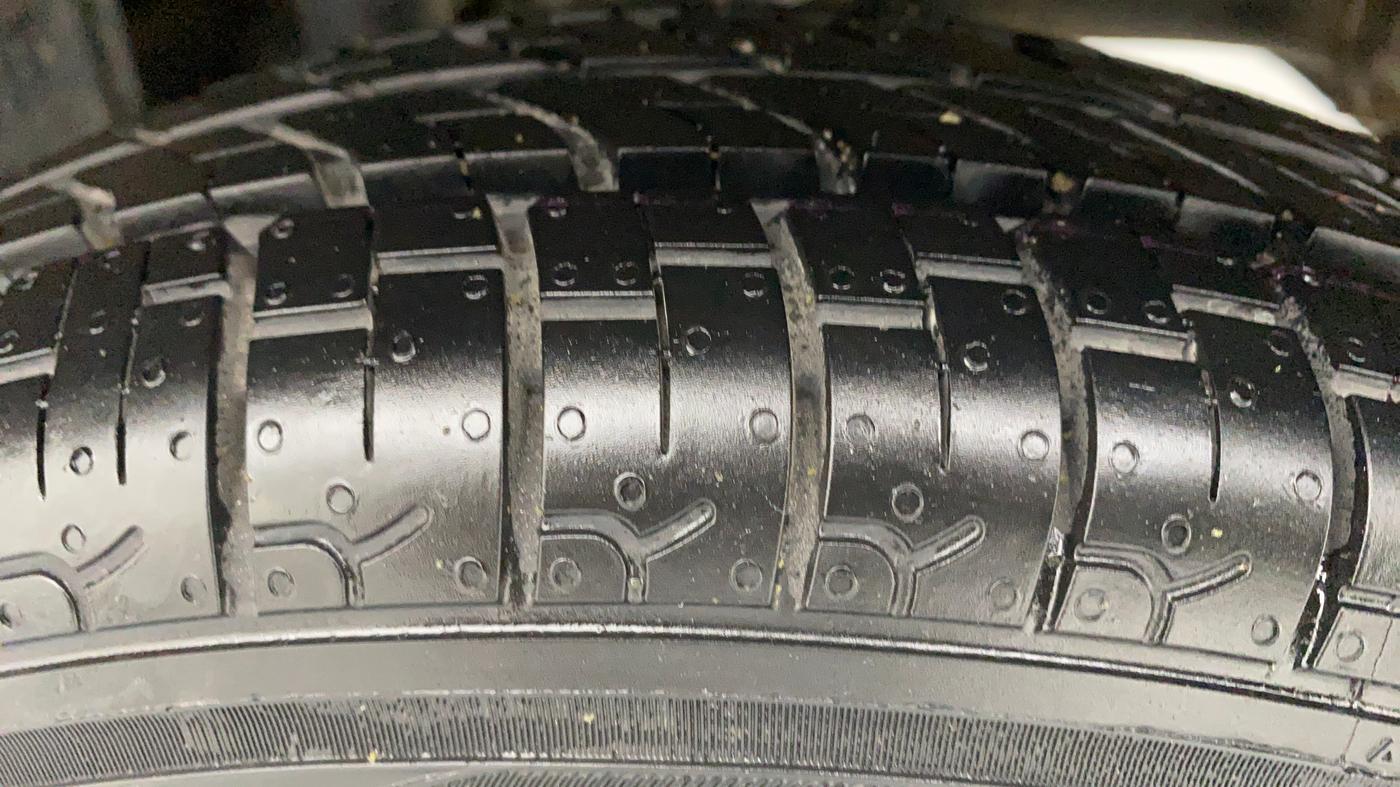 2019 Maruti Alto VXI, Petrol, Manual, 41,704 km, Left Rear Tyre Tread
