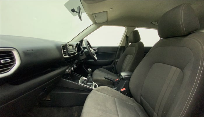 2022 Hyundai VENUE S 1.2, Petrol, Manual, 94,311 km, Right Side Front Door Cabin