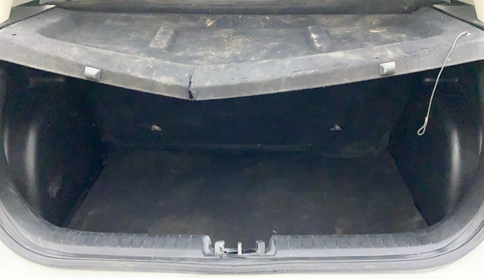 2022 Hyundai VENUE S 1.2, Petrol, Manual, 94,311 km, Boot Inside