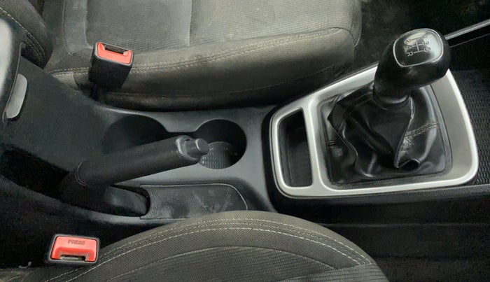 2022 Hyundai VENUE S 1.2, Petrol, Manual, 94,311 km, Gear Lever