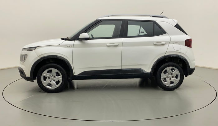 2022 Hyundai VENUE S 1.2, Petrol, Manual, 94,311 km, Left Side