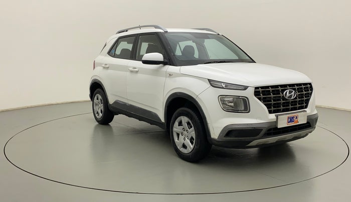 2022 Hyundai VENUE S 1.2, Petrol, Manual, 94,311 km, Right Front Diagonal